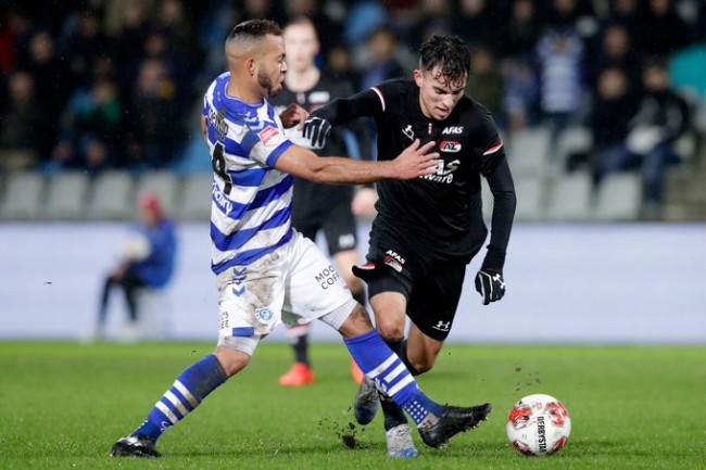 教练团队的 教练团队的